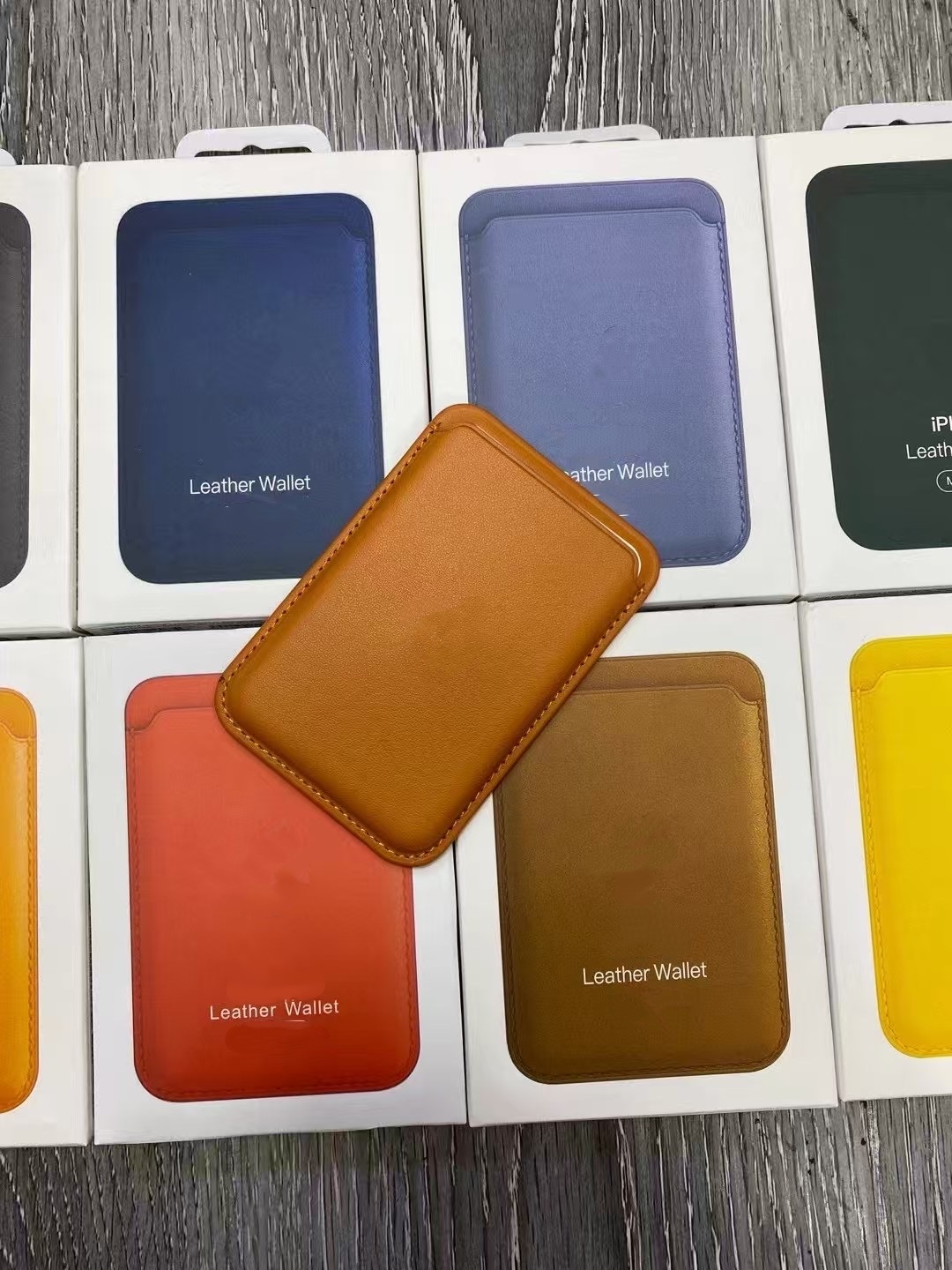 Skórzane etui-portfel na telef – Phone Cases That Hold Cards recenzja i cena